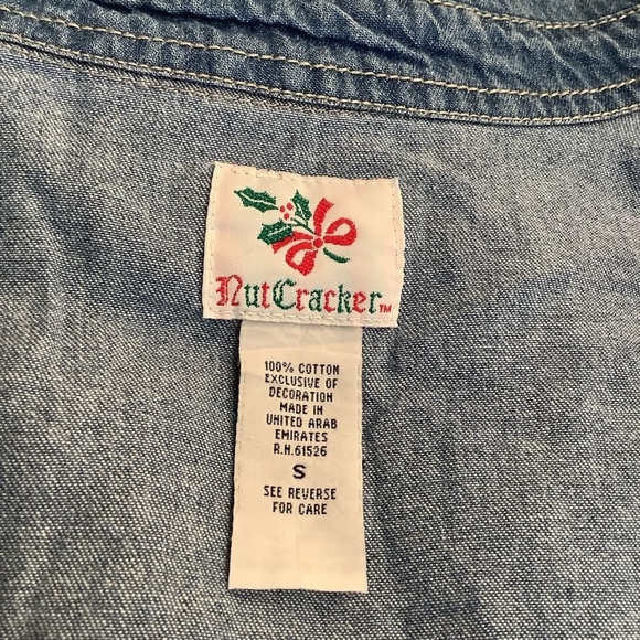 Christmas Denim Shirt Embroidery *Nutcracker Brand Size Small Snowman Tree - Picture 2 of 9